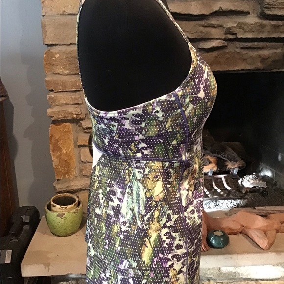 Lululemon Top size 8 - Picture 3 of 6